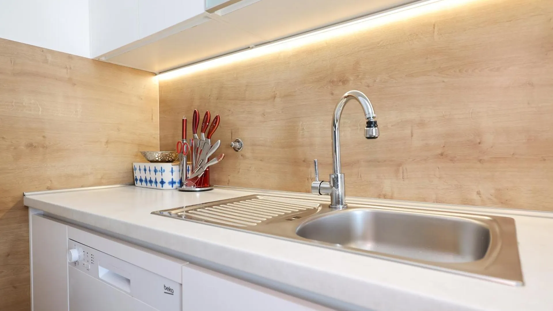 Apartment Pantalon, Big Terrace And Free Parking Zadar 0*,  Croatia