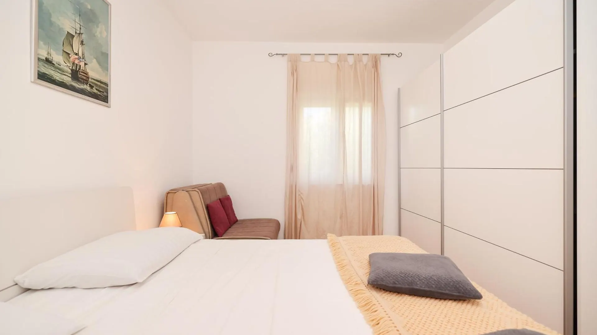 Apartment Pantalon, Big Terrace And Free Parking Zadar Croatia