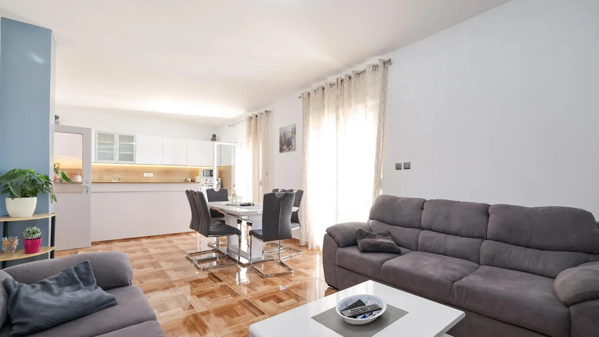 Apartment Pantalon, Big Terrace And Free Parking Zadar
