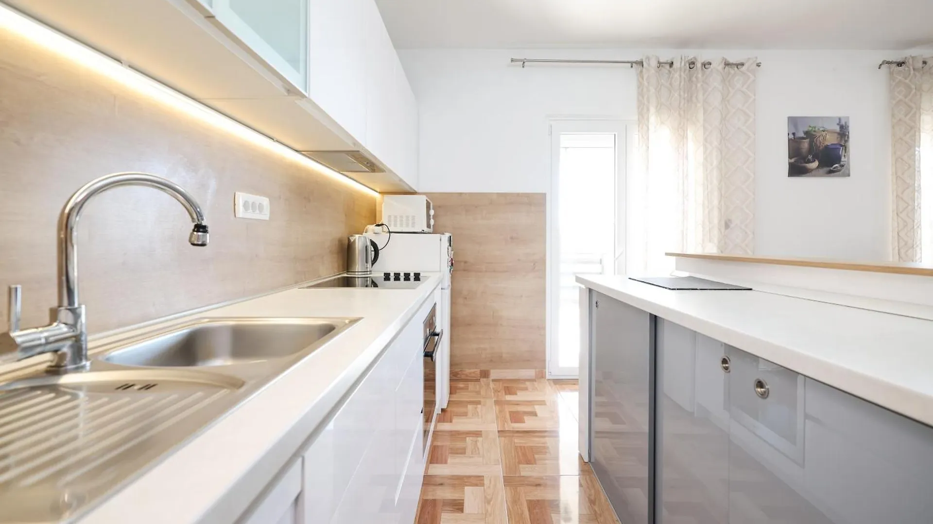 Apartment Pantalon, Big Terrace And Free Parking Zadar