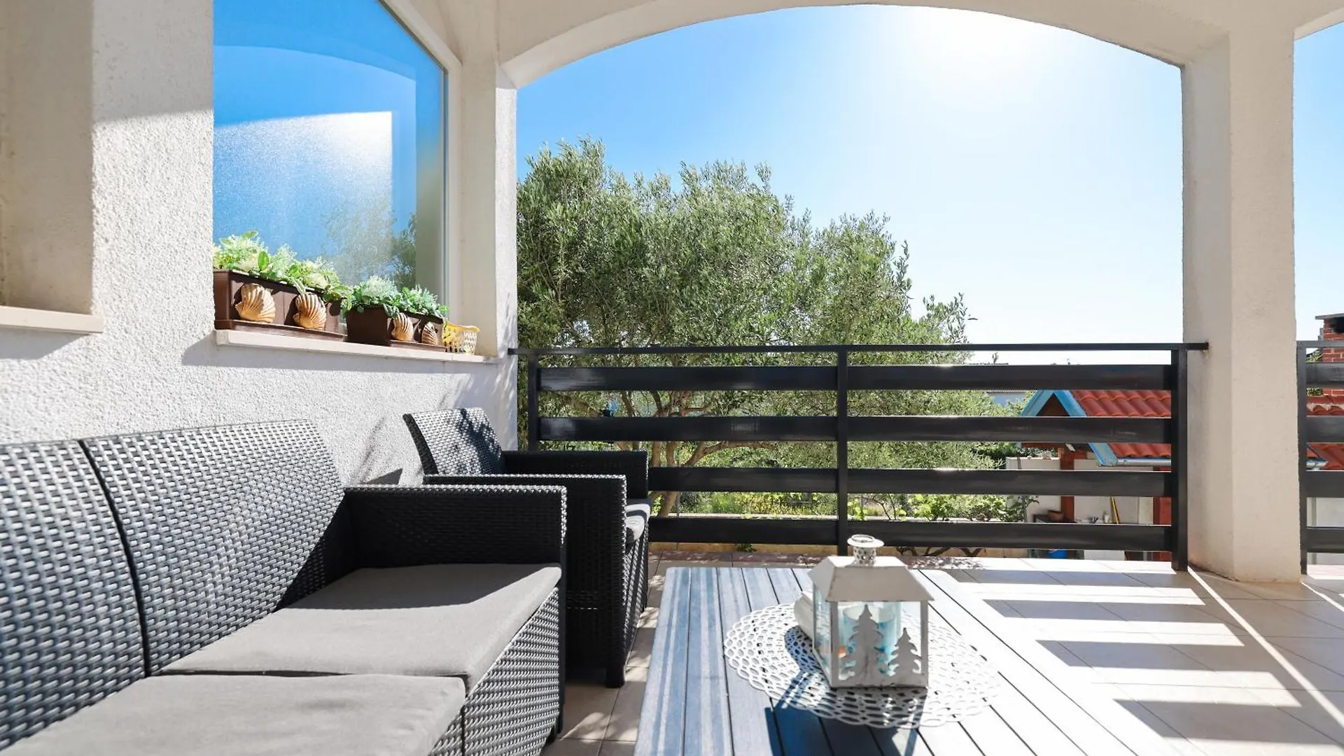 Apartment Pantalon, Big Terrace And Free Parking Zadar Croatia