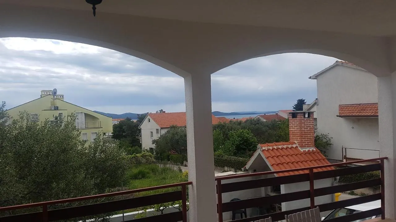 Apartment Pantalon, Big Terrace And Free Parking Zadar